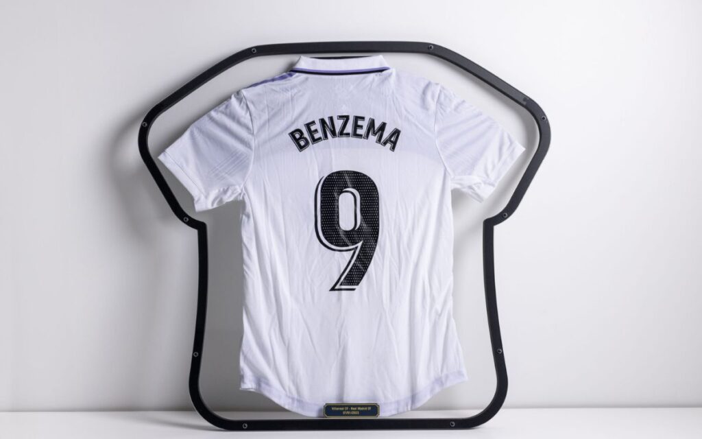 expositor de camisetas 